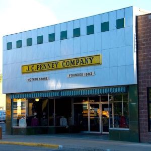 J.C. Penney Mother Store Kemmerer, WY Wiki Commons Bend00